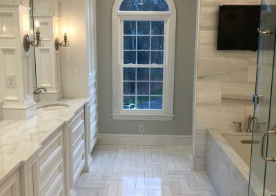 Traditional Primary Bath